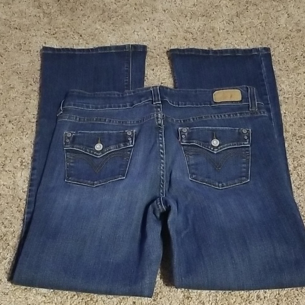 Jeans - Picture 2 of 3